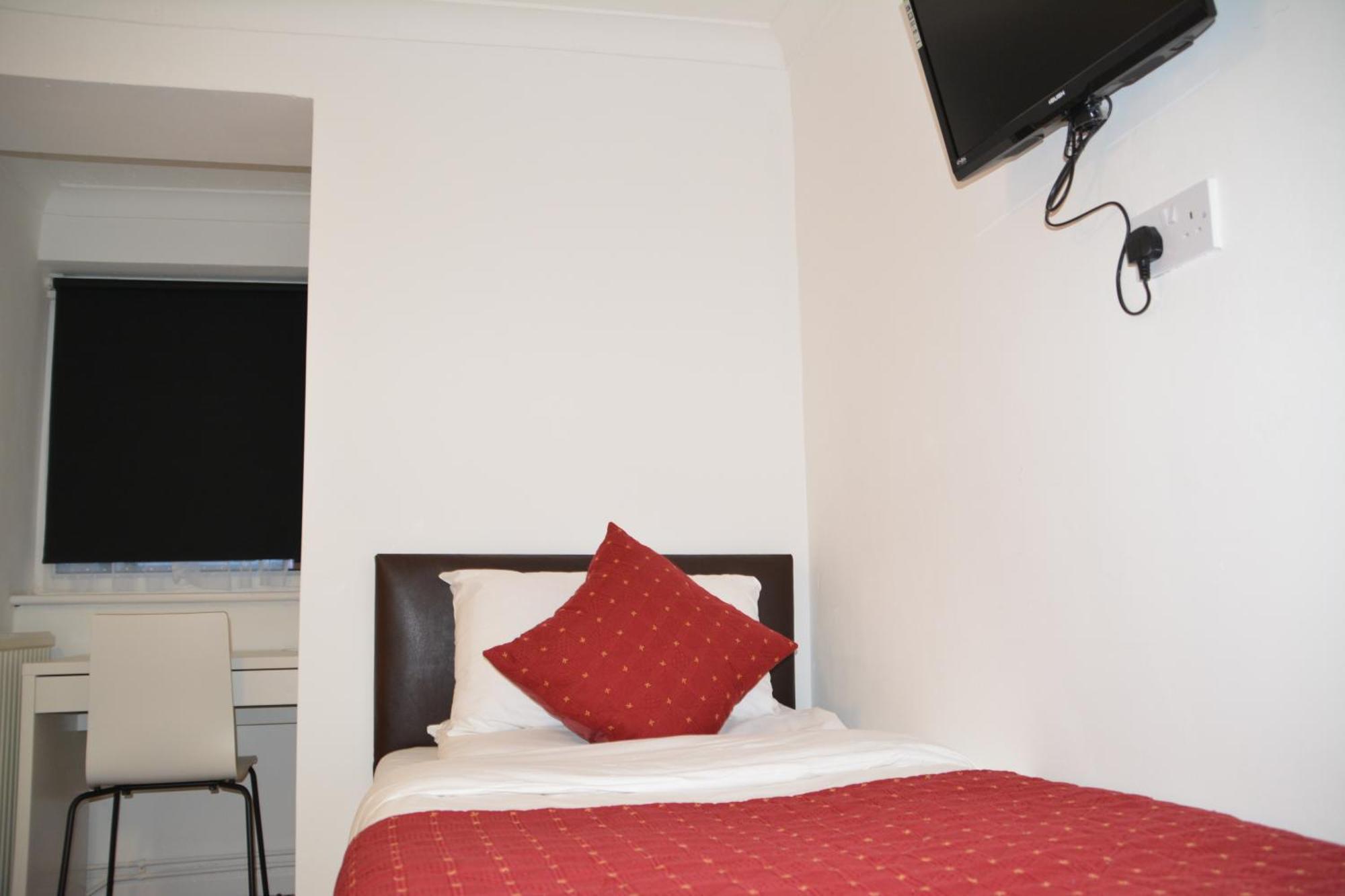 Bow Guest House Reading Bagian luar foto
