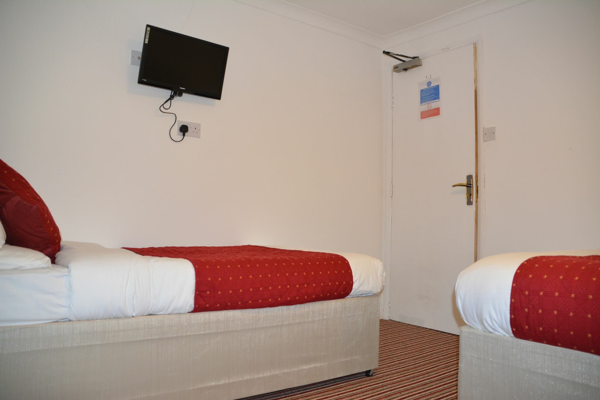 Bow Guest House Reading Bagian luar foto